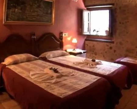 Allotjaments Rurals Can Pere Petit Santa Pau Zimmer foto