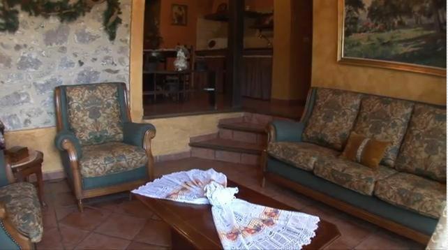 Allotjaments Rurals Pere Petit Apartment Santa Pau