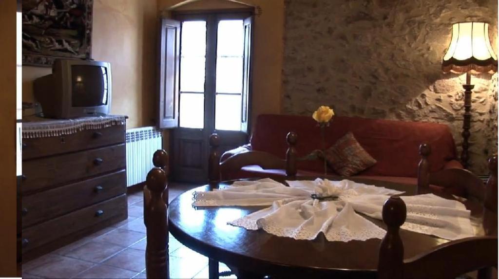 Apartment Allotjaments Rurals Pere Petit